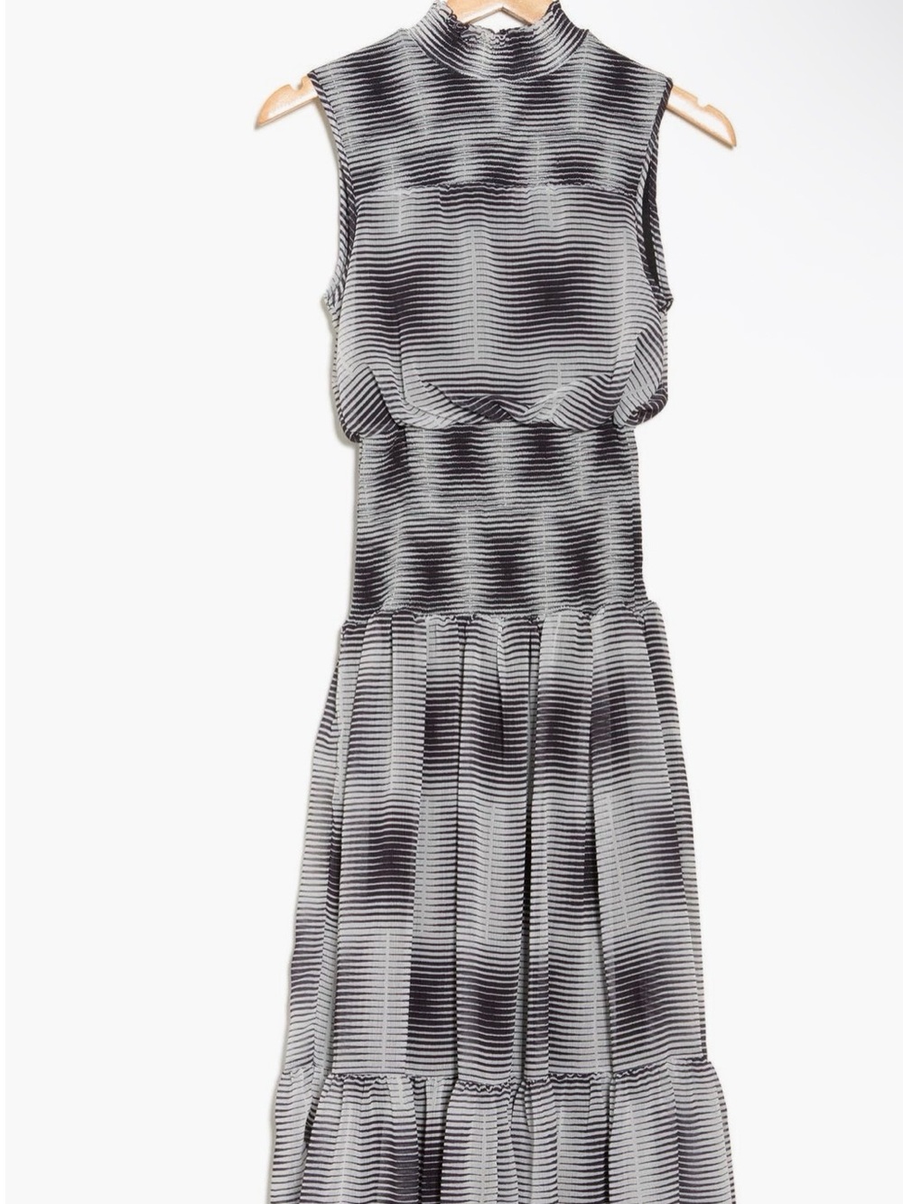 Area Stars Black & White Geo Sleeveless Mock Neck Dress Size L NWT